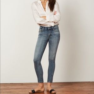 NWT Mid Rise Skinny Boyish the Riley Jean